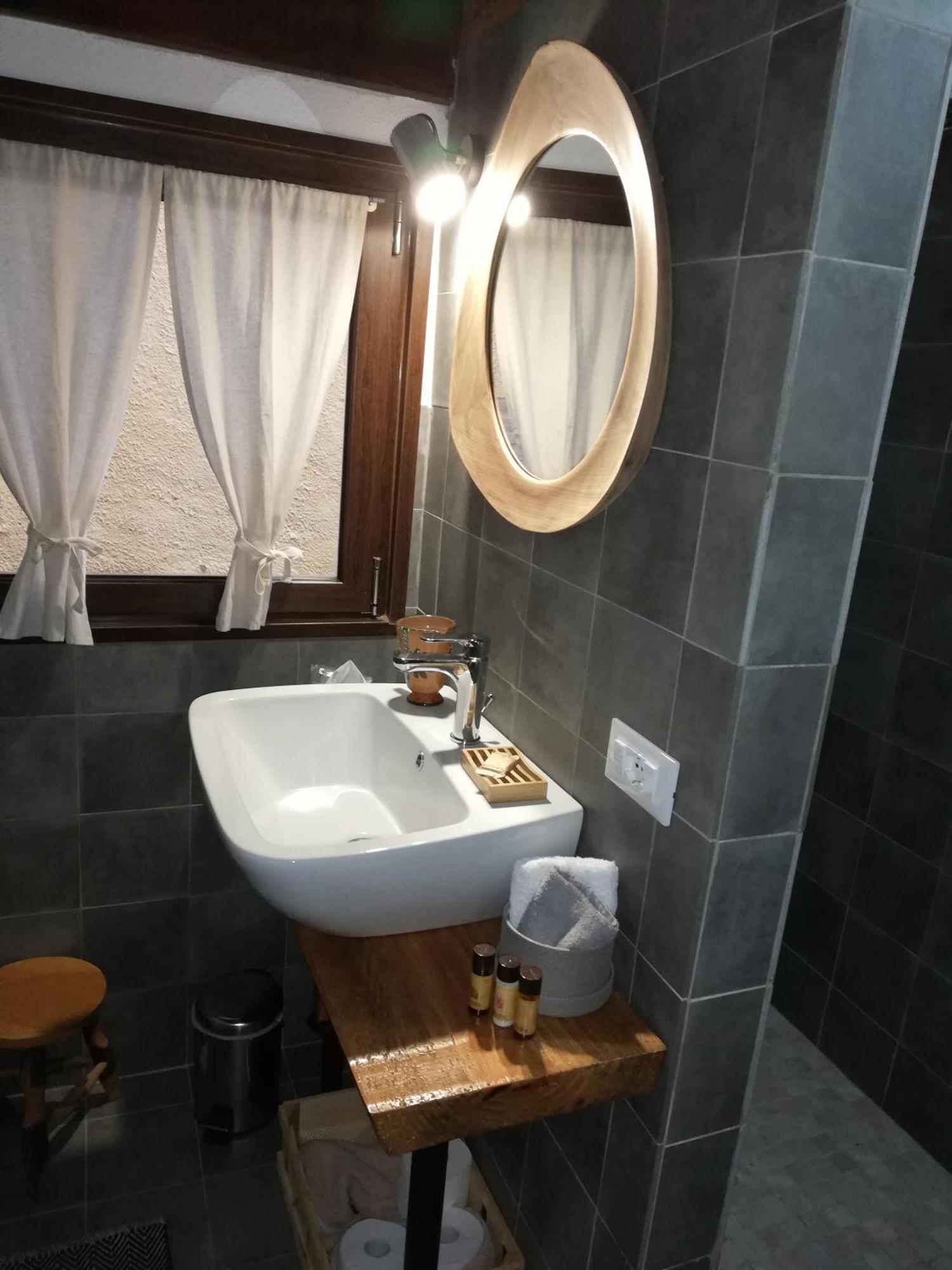 טרוויניאנו רומאנו B&B Vigna Rosa חדר תמונה